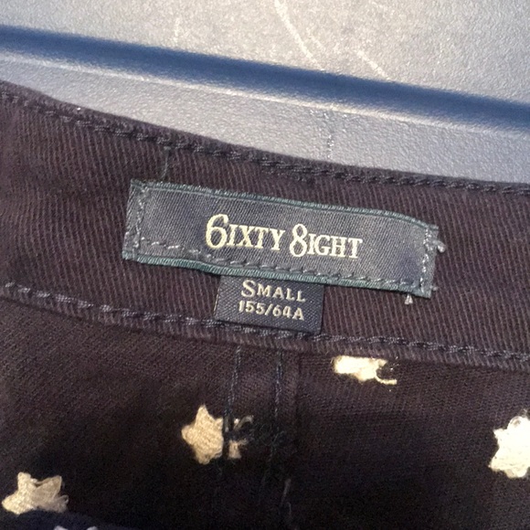 Star Pattern Shorts - Picture 4 of 4